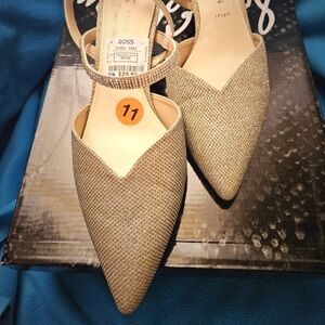 Women's small heel 👠 size 11